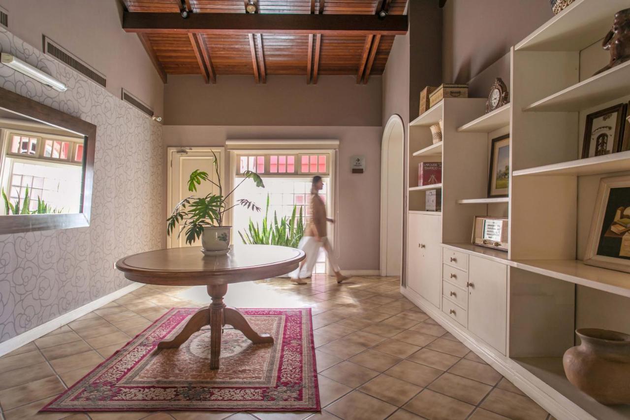 Las Lomas Casa Hotel Асунсьон Экстерьер фото