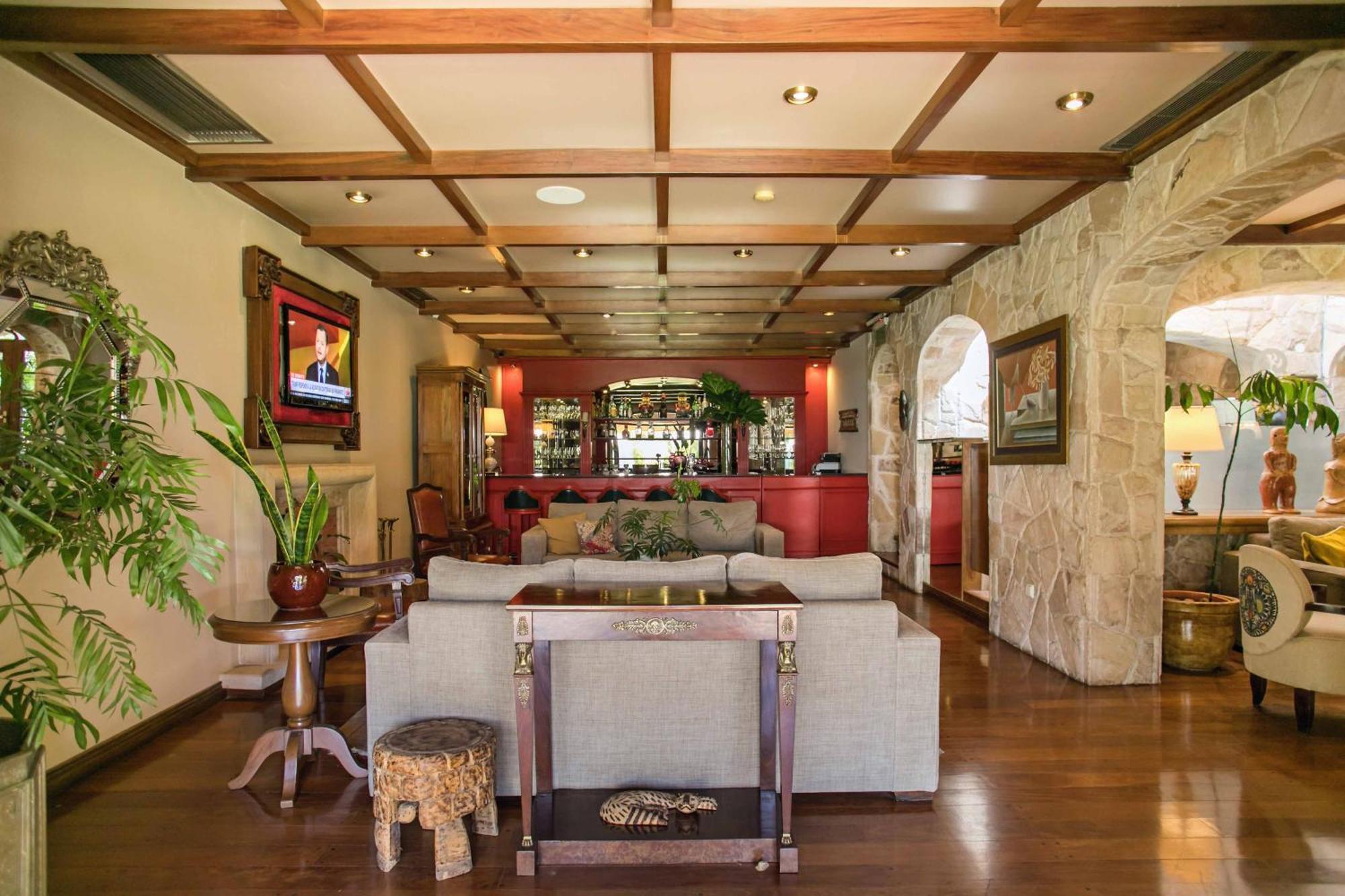 Las Lomas Casa Hotel Асунсьон Экстерьер фото